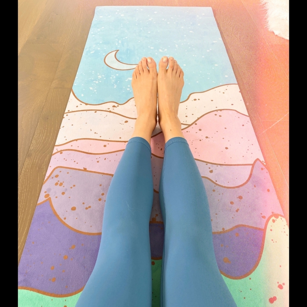‼️ISO *Popflex Desert sky yoga mat **NFS**